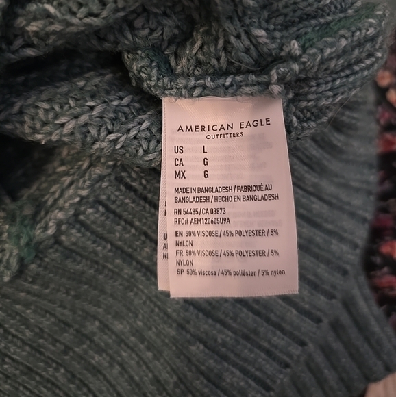 American Eagle Outfitters Chunky Knit Pink and Green Turtlenecks - Picture 10 of 10